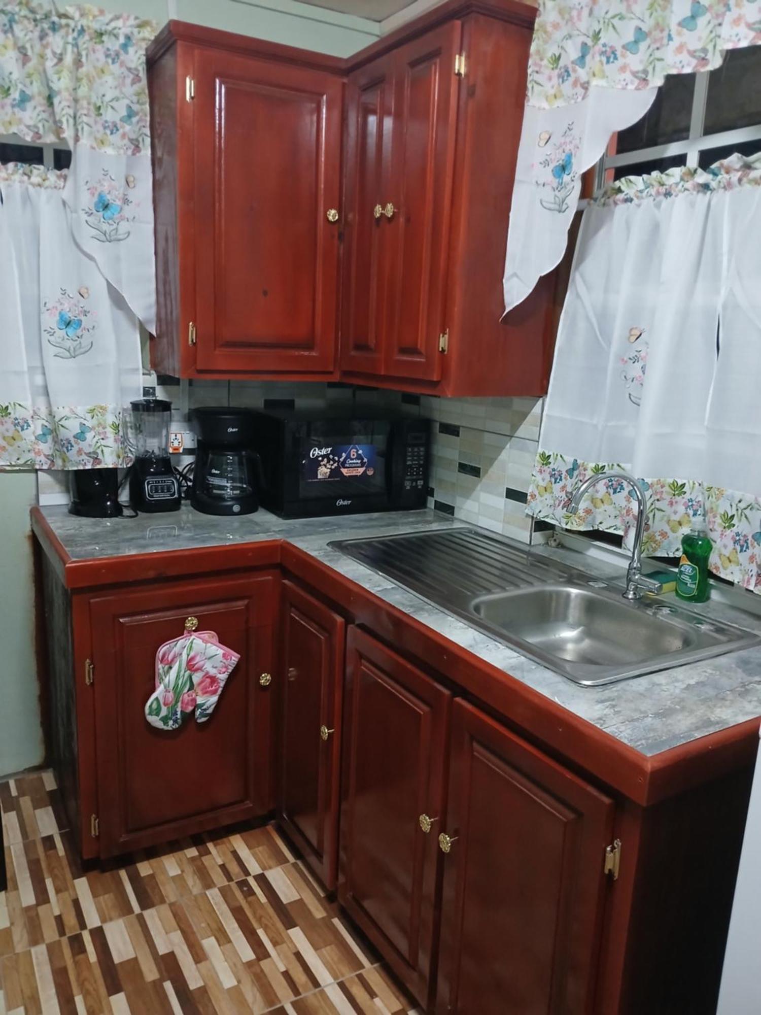 Natrue'S Haven Bed and Breakfast Marigot Exteriör bild